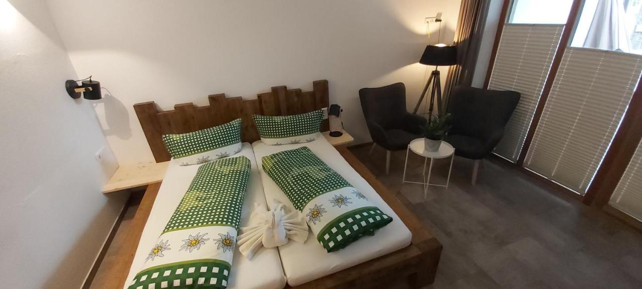 Zugspitzchalets ビーバーヴィアー エクステリア 写真