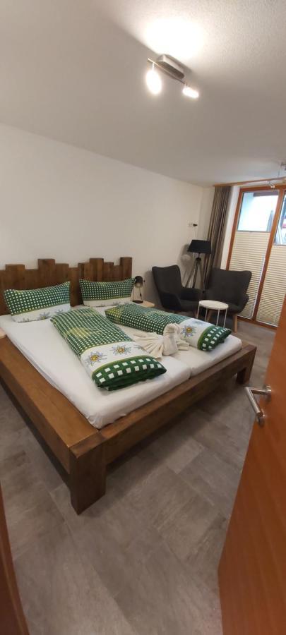 Zugspitzchalets ビーバーヴィアー エクステリア 写真
