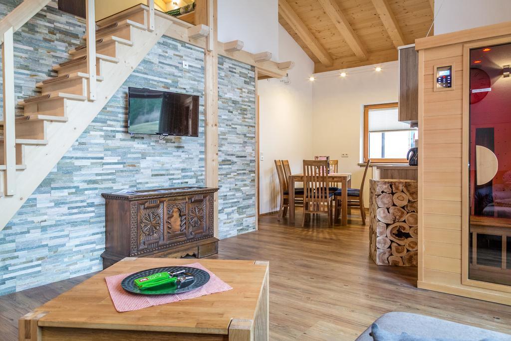 Zugspitzchalets ビーバーヴィアー 部屋 写真